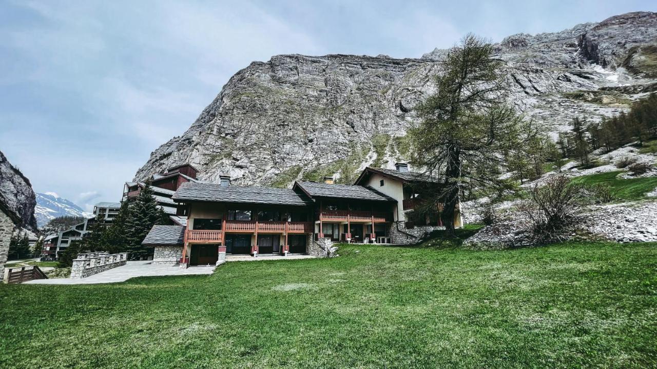 Appartement esprit chalet - Vue montagne 180 degrés Val-dʼIsère Extérieur photo