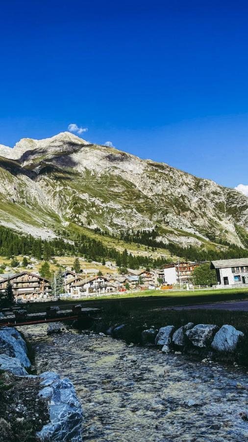 Appartement esprit chalet - Vue montagne 180 degrés Val-dʼIsère Extérieur photo