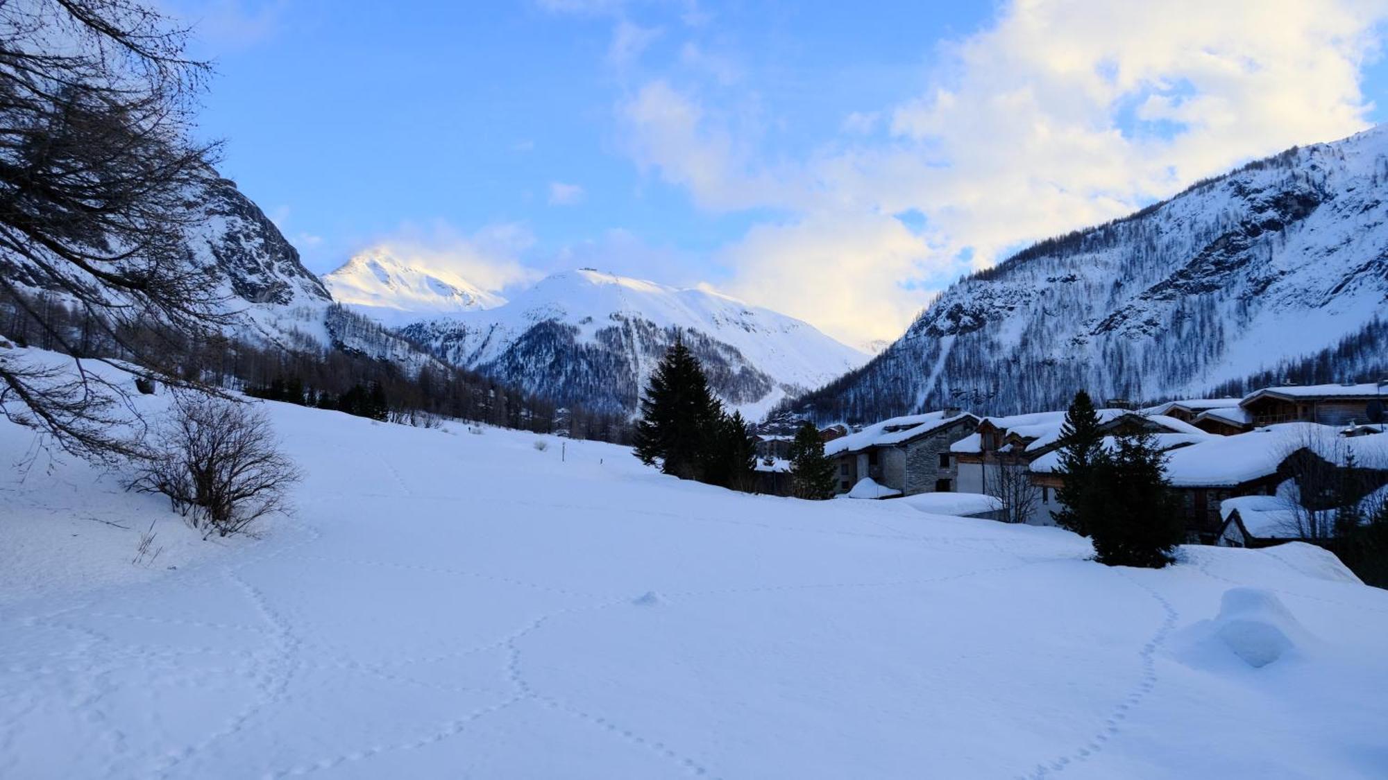 Appartement esprit chalet - Vue montagne 180 degrés Val-dʼIsère Extérieur photo